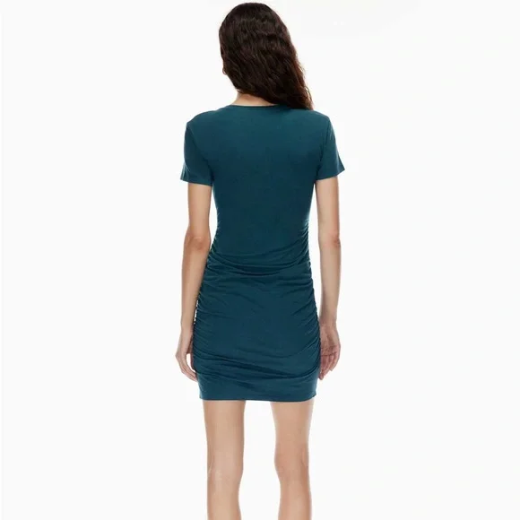 Aritzia Dress Womens XS Babaton Covet Ruched Bodycon Minimal Flattering Mini - Picture 4 of 11